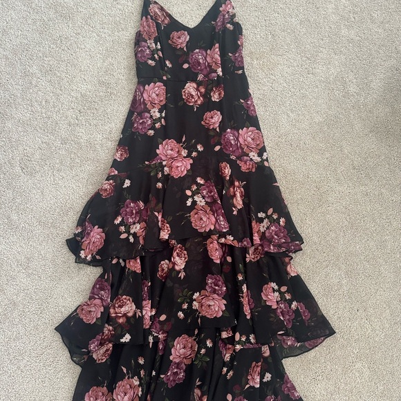 Lulu’s dress - Picture 3 of 4